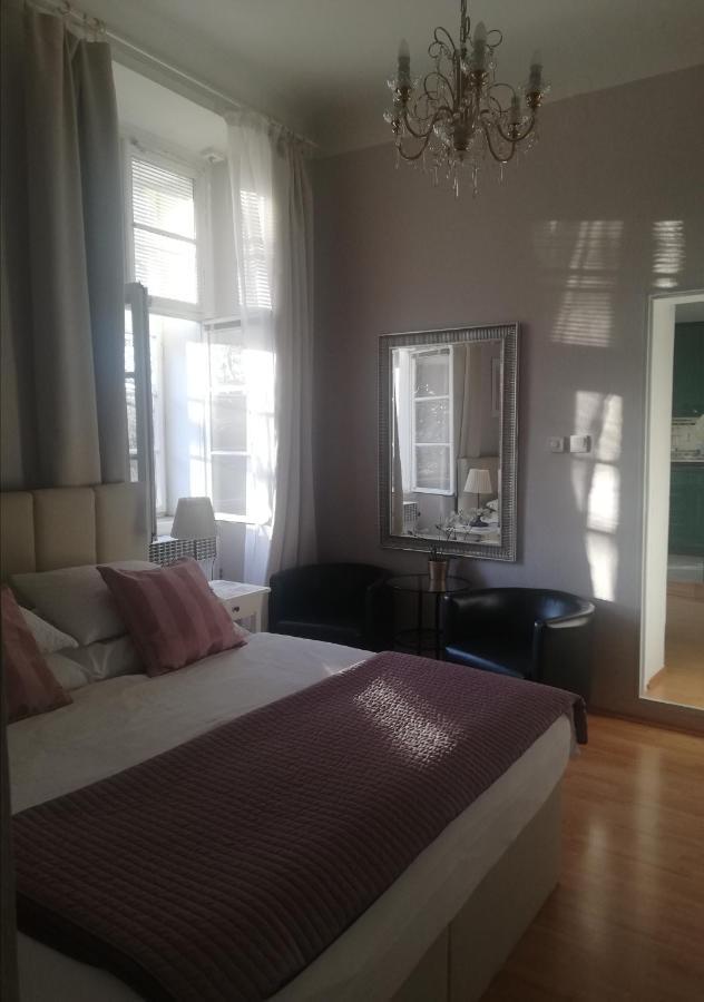 Apartment Karolina Praga Zewnętrze zdjęcie